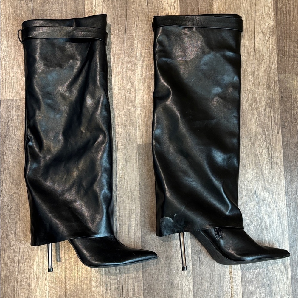 Elegant Black Heeled Boots